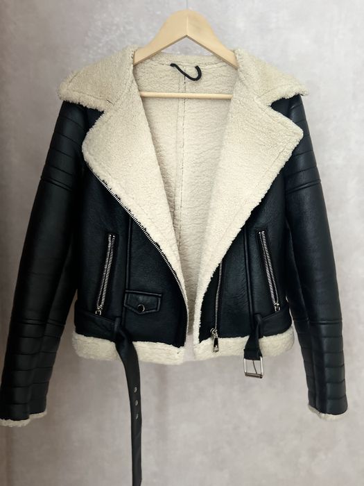 Женская дублёнка Lili Furs из натуральной овчины