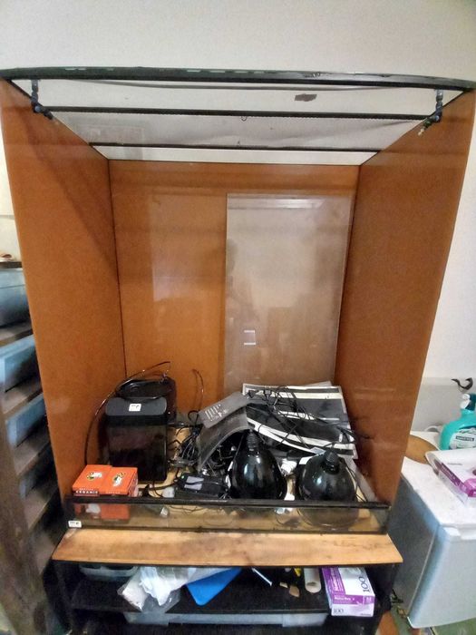 Terrario 1.2m + material