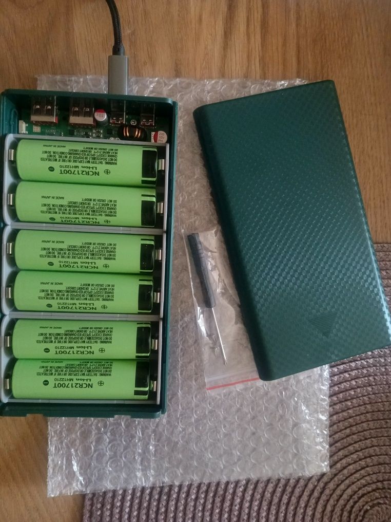 Павербанк 100w для ноутбука ёмкость 30000mAh 21700 PD QC Usb Type C