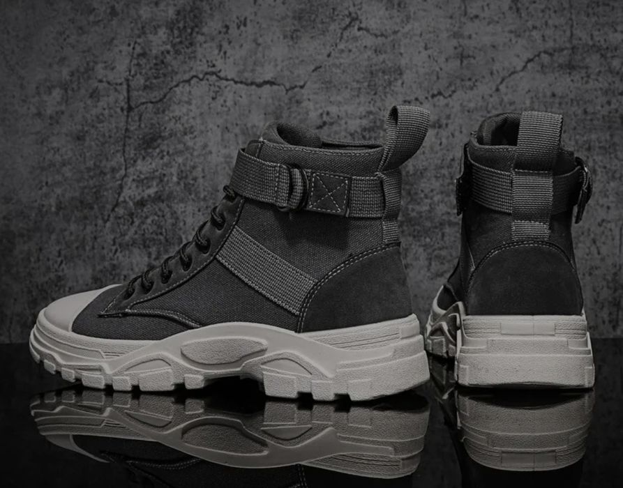 Демисезонні,дуже якісні берці,кроссовки