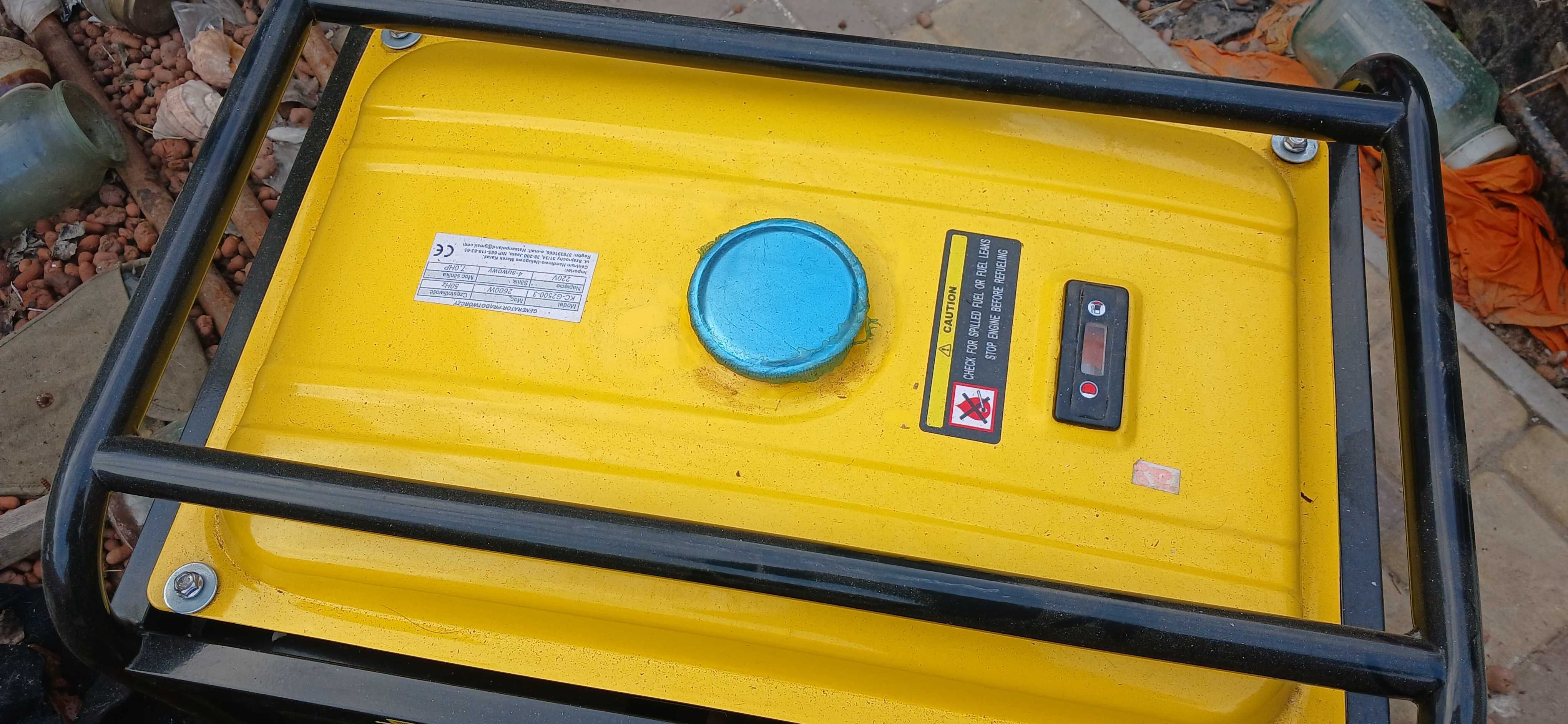 Бензогенератор 2.7 кв.