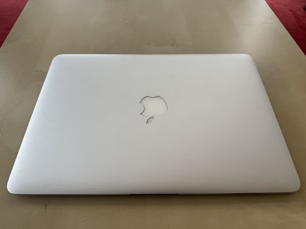 MacBook Air Early 2015