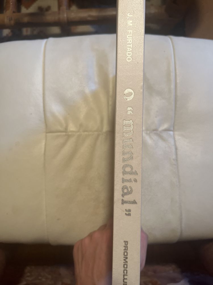 Livro O “Mundial” de José Maria Furtado
