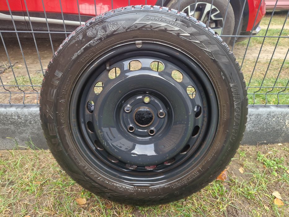 Koła felgi stalowe 4szt, opony zimowe NEXEN 205/55/R16