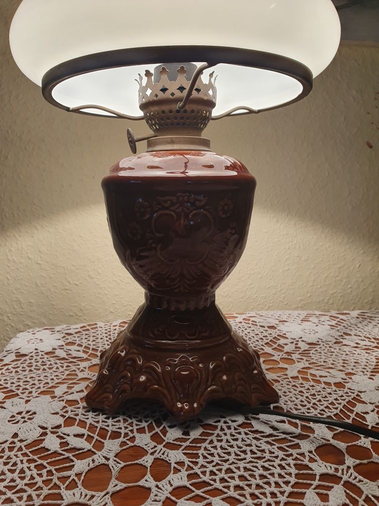 Lampa stołowa duża WZMPT Wałbrzych ze szklanym kloszem