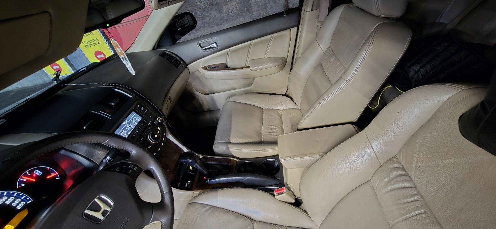 ACCORD 7 USA.                                  ,