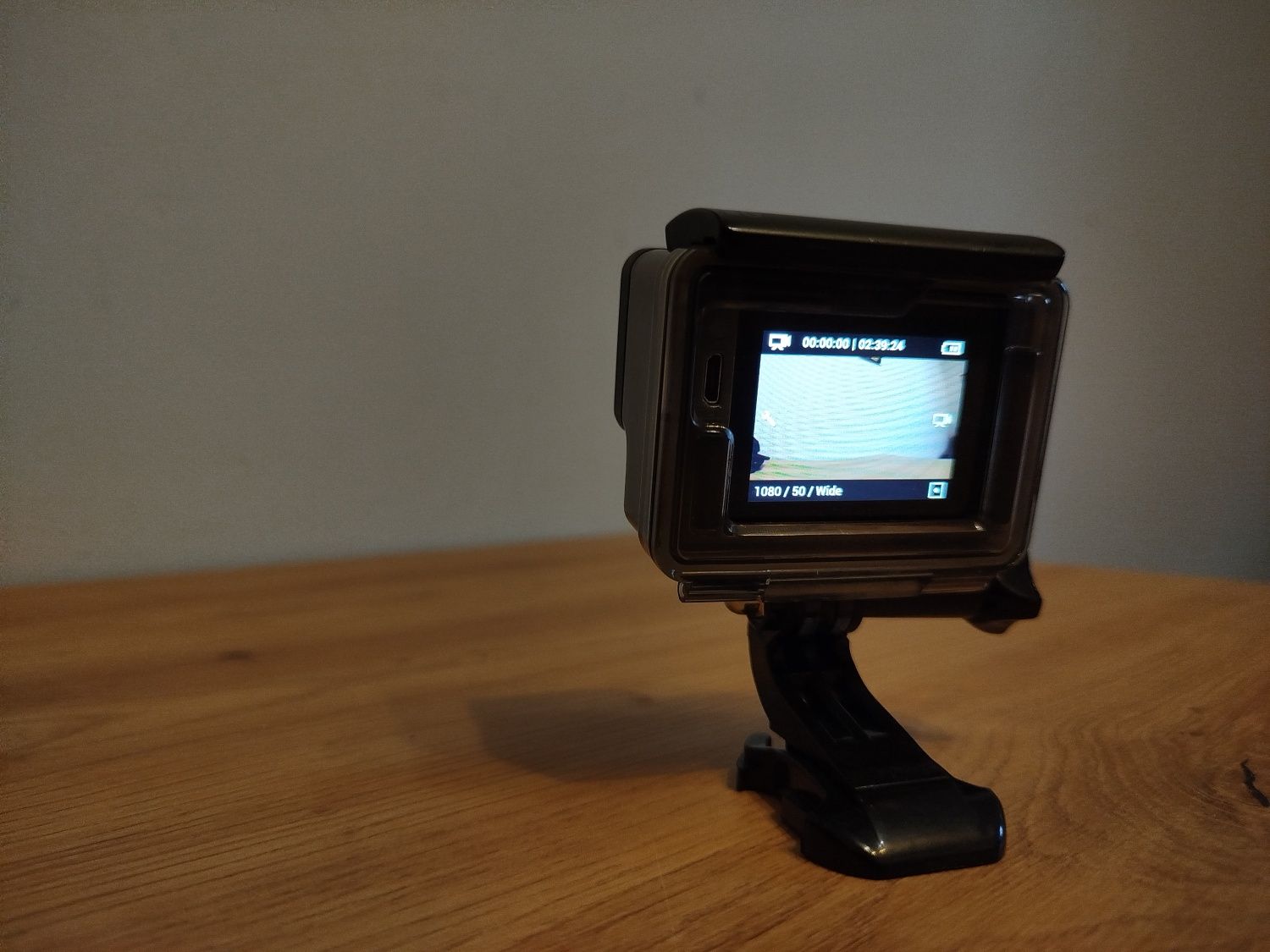 Go pro Hero+ / stan prawie idealny szelki w zestawie