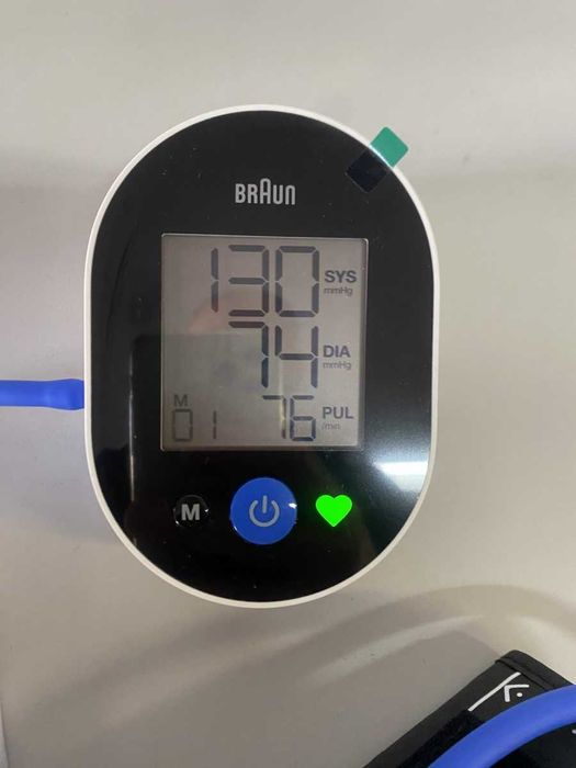 Braun ExactFit 2, ciśnieniomierz naramienny
