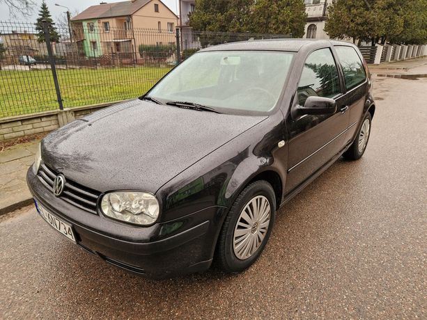 Volkswagen Golf 1.4 16v, bardzo Ładny stan.serwisowany.klimatyzacja.