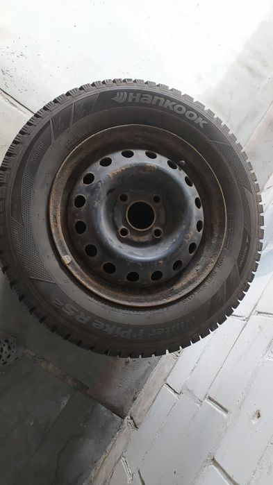 Шина Hankook Winter I Pike RS2 W429 175/70 R13 82T