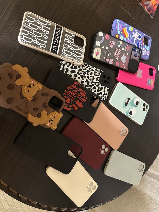 Продам чохли на айфон 11 pro max