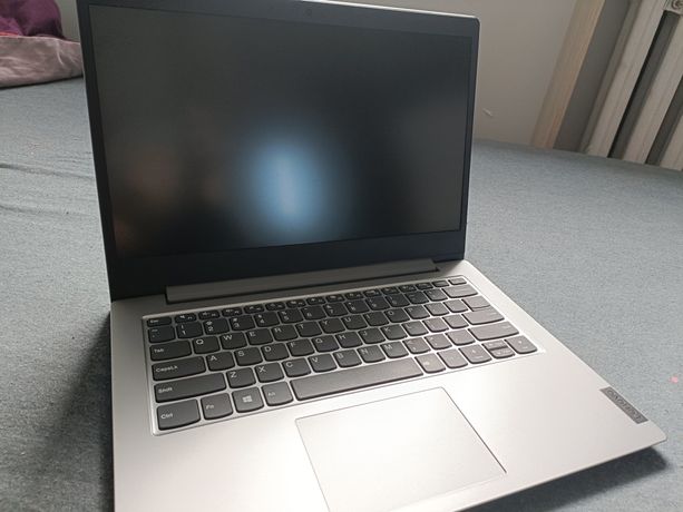 Lenovo IdeaPad Slim 1-14AST-05