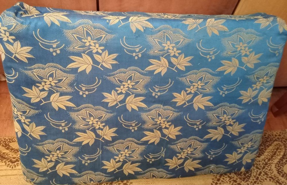 Продаються матраци