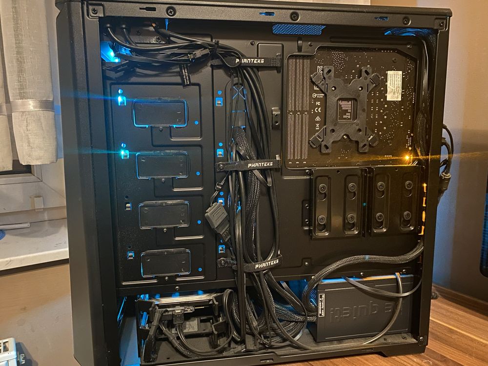 Zestaw komputerowy x-com G4M3R i5/gtx1660S/16GB/win10 +monitor/klawiat