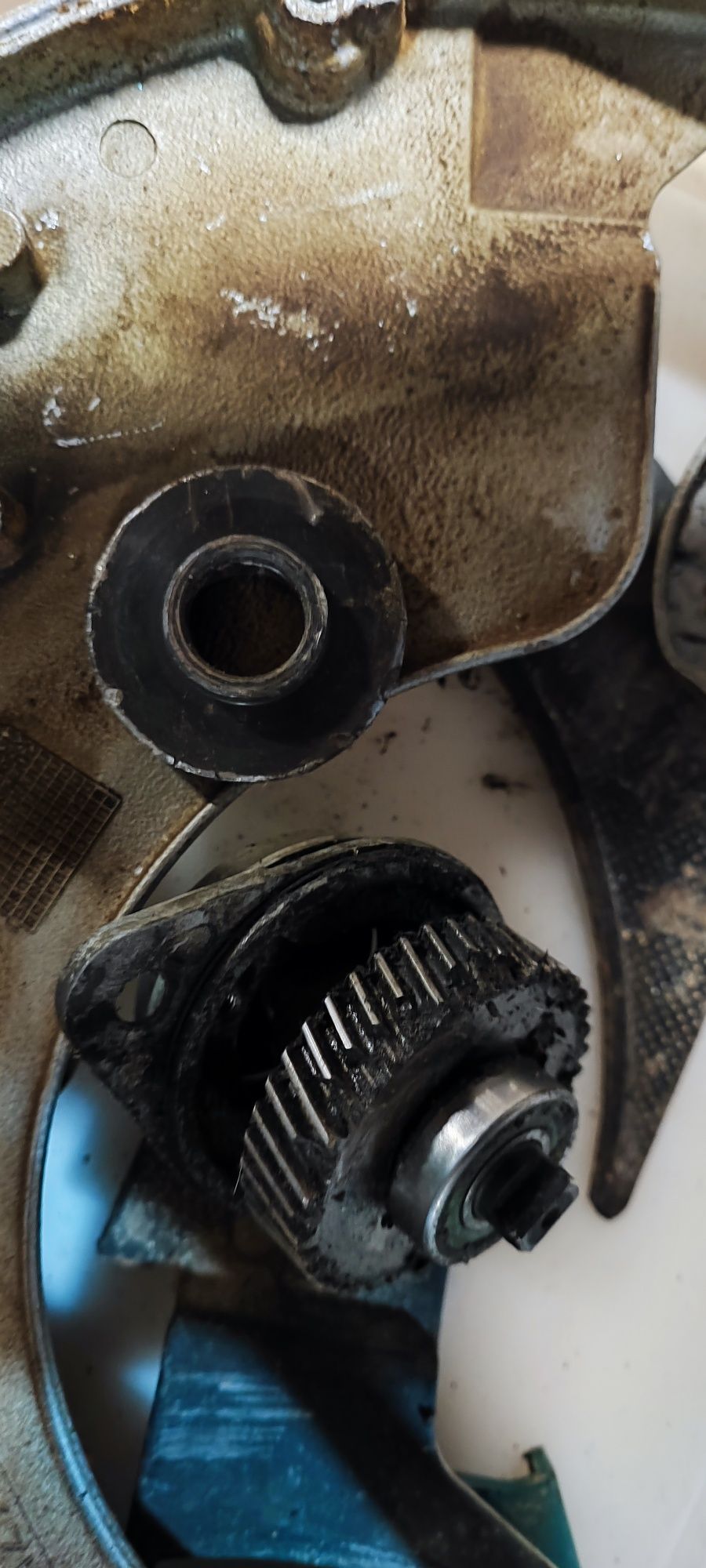 Serra circular Makita 5903r para peças (motor trabalha)