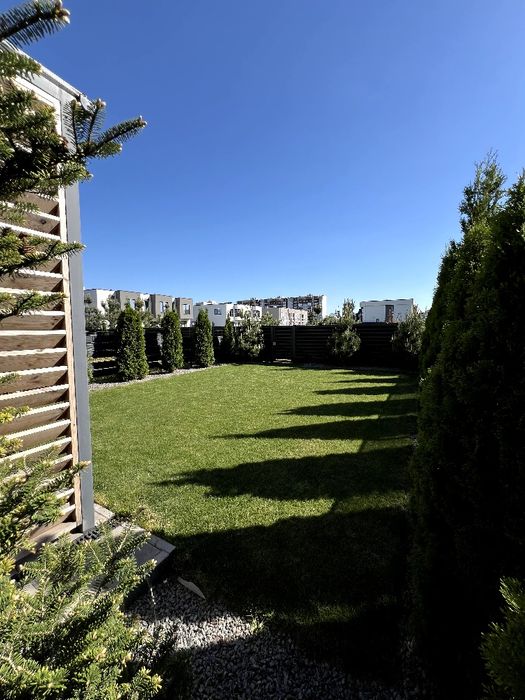 Продам шикарный таунхаус! Закрытый коттеджный городок! Золотые Ключи!