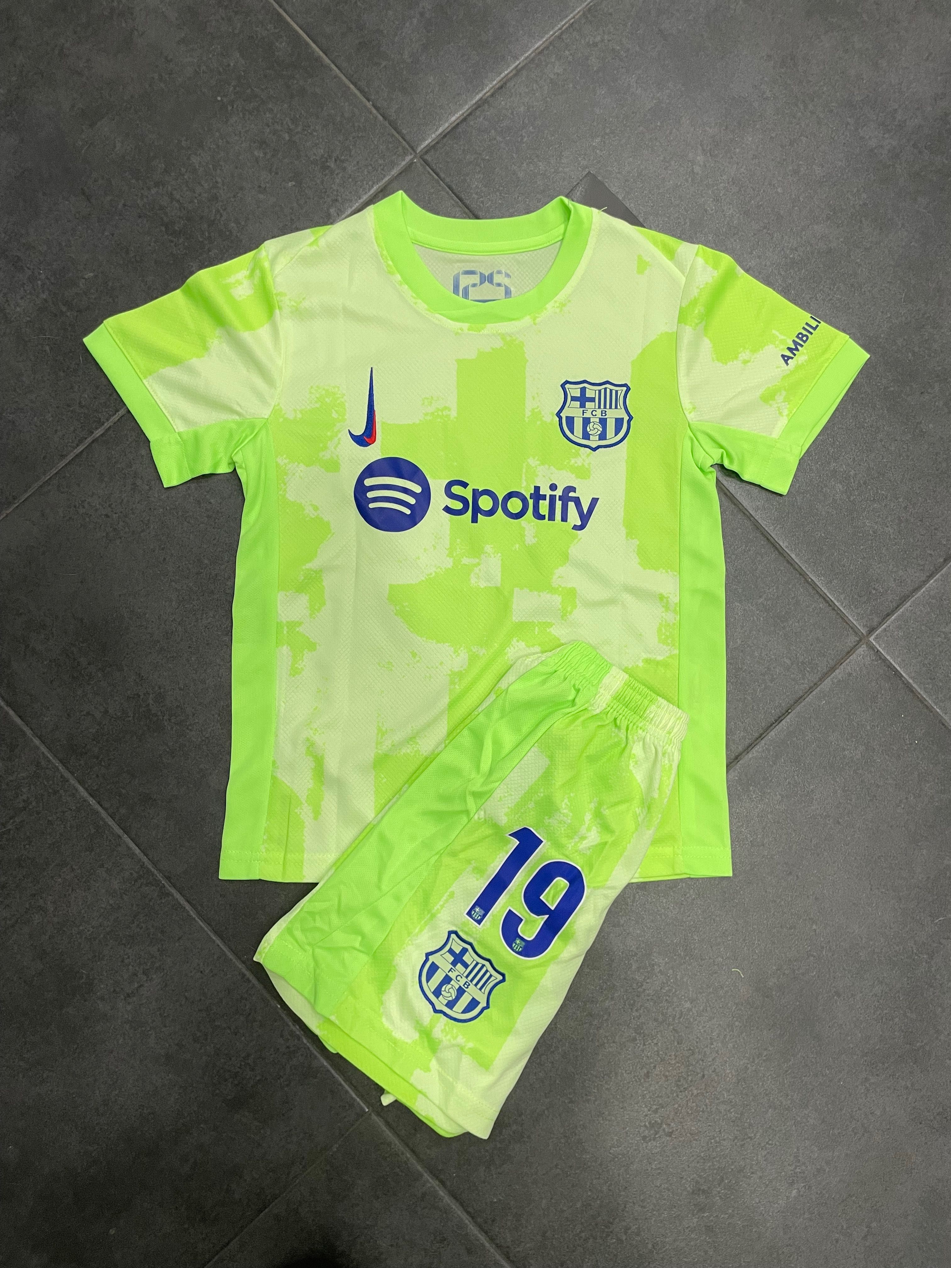 Equipamento Lamine Yamal Barcelona