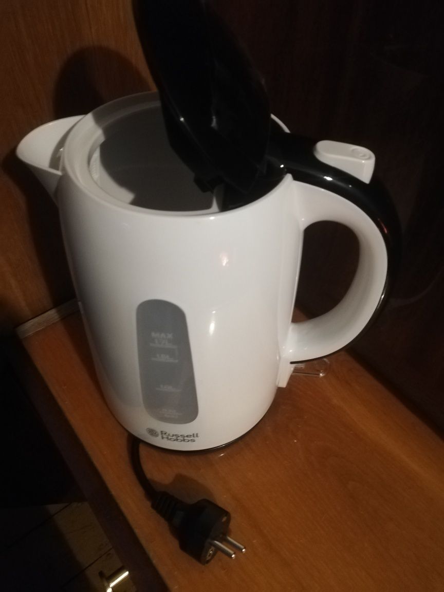 Czajnik elektryczny Russell Hobbs nowy