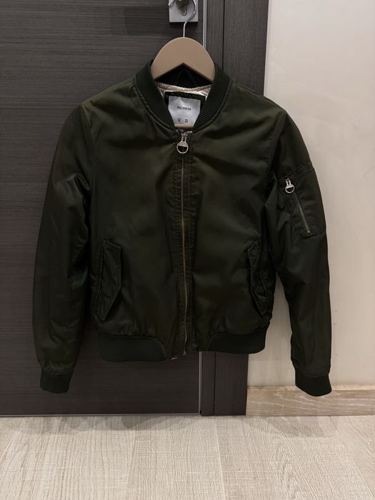 Куртка бомбер Pull&Bear