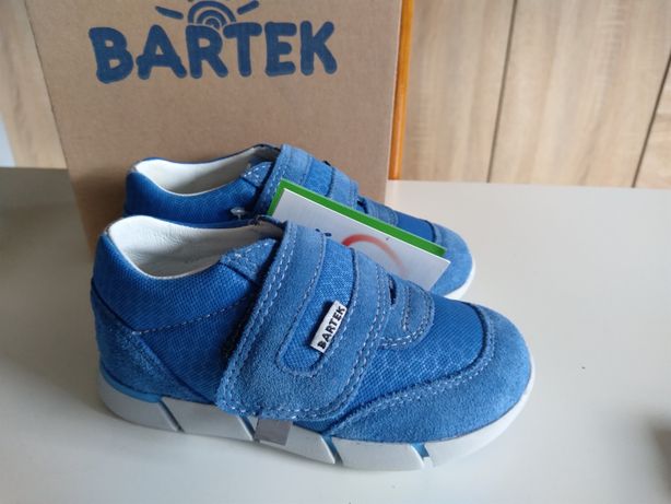 Półbuty Bartek r.23 Trzewiki Sneakersy Adidasy
