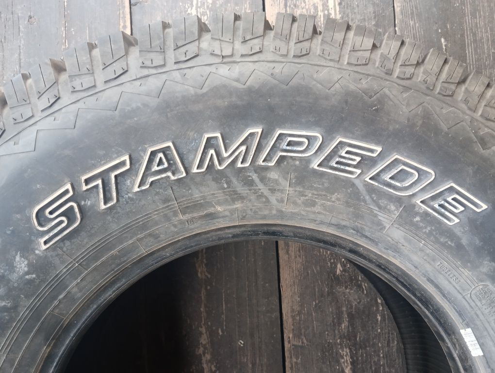 LT285/75 R16 122/119Q  Stampede Radial AT/S