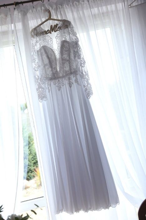 Suknia ślubna (czysta biel) 38/40 +welon