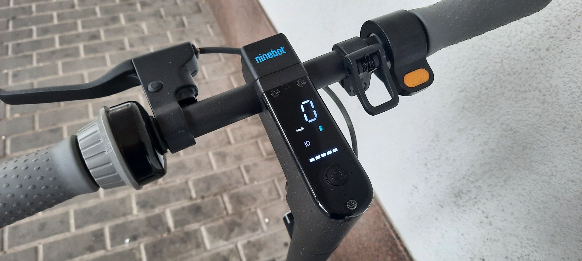 Hulajnoga Segway Ninebot Max G30 II elektryczna 65km 10" Motus 2022