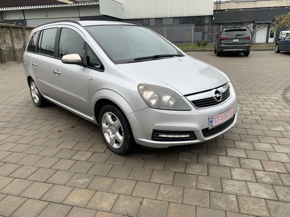 Opel Zafira 2007 року