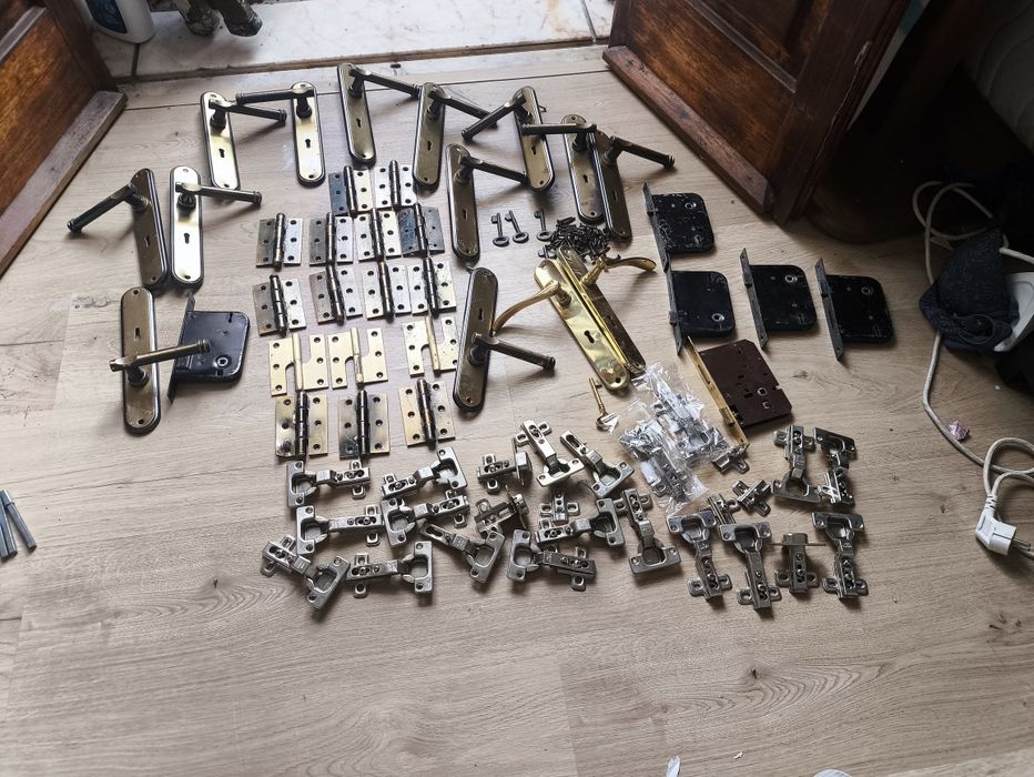 Dobradiças puxadores fechaduras pesados de marca