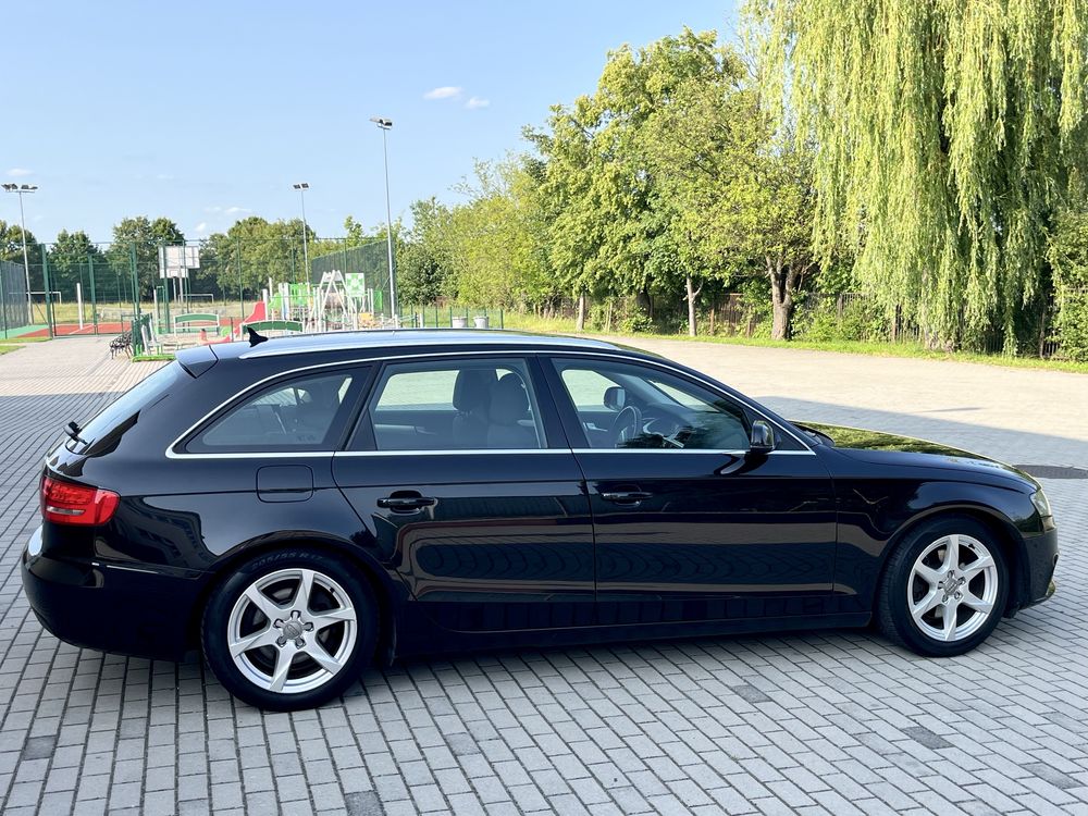 Audi a4 b8 1.8 tsi LPG Bardzo ładna Model 2011 Zarejestrowana Ledy Naw
