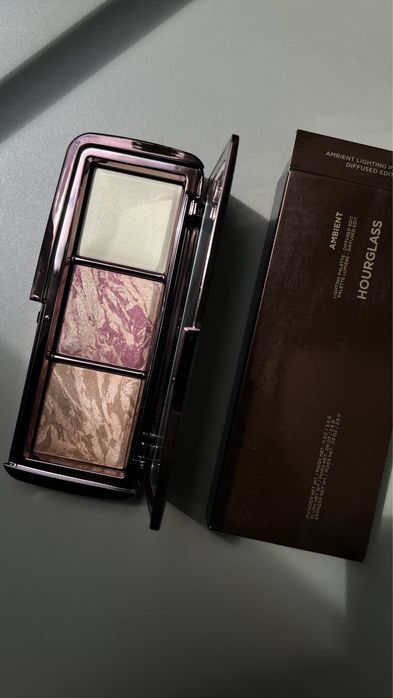 Saie Fenty Beauty,Hourglass, Benefit Whoop lash, patrick ta, tower 28