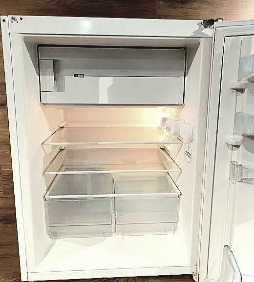 холодильник барний під стільницю на стіл окремостоячий 85-60-61 см