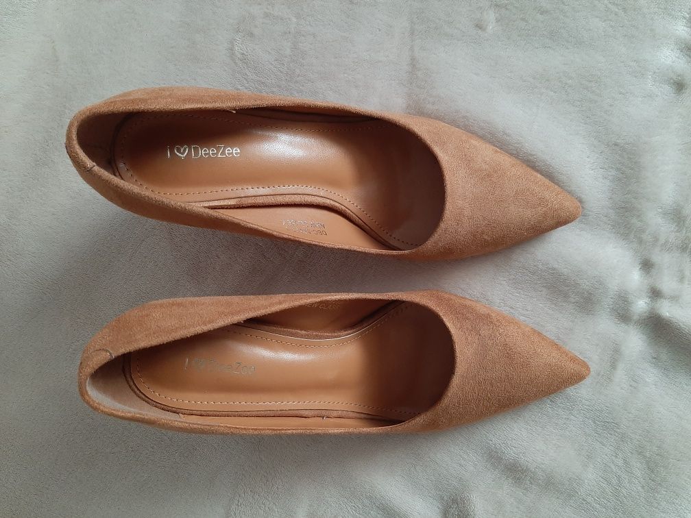 Sprzedam buty  - Dee Zee