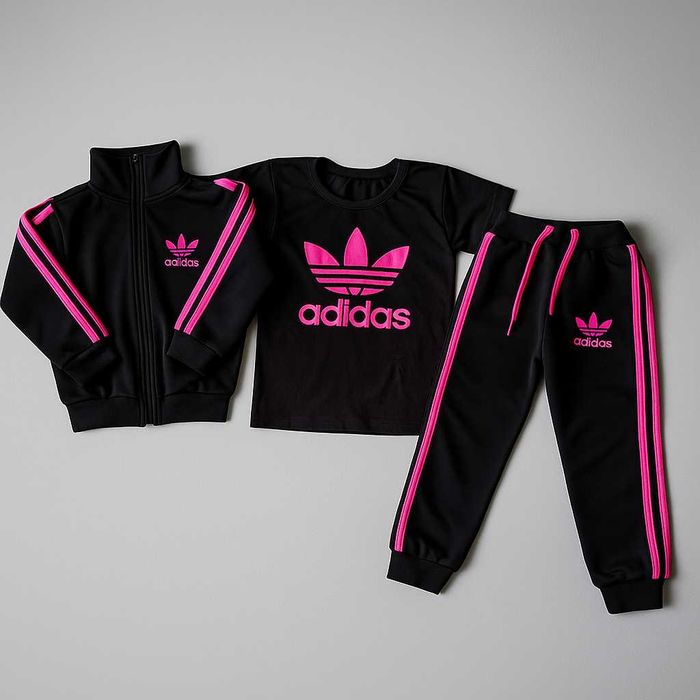 Костюм на дівчинку Адідас 86-140 см  Не скочується