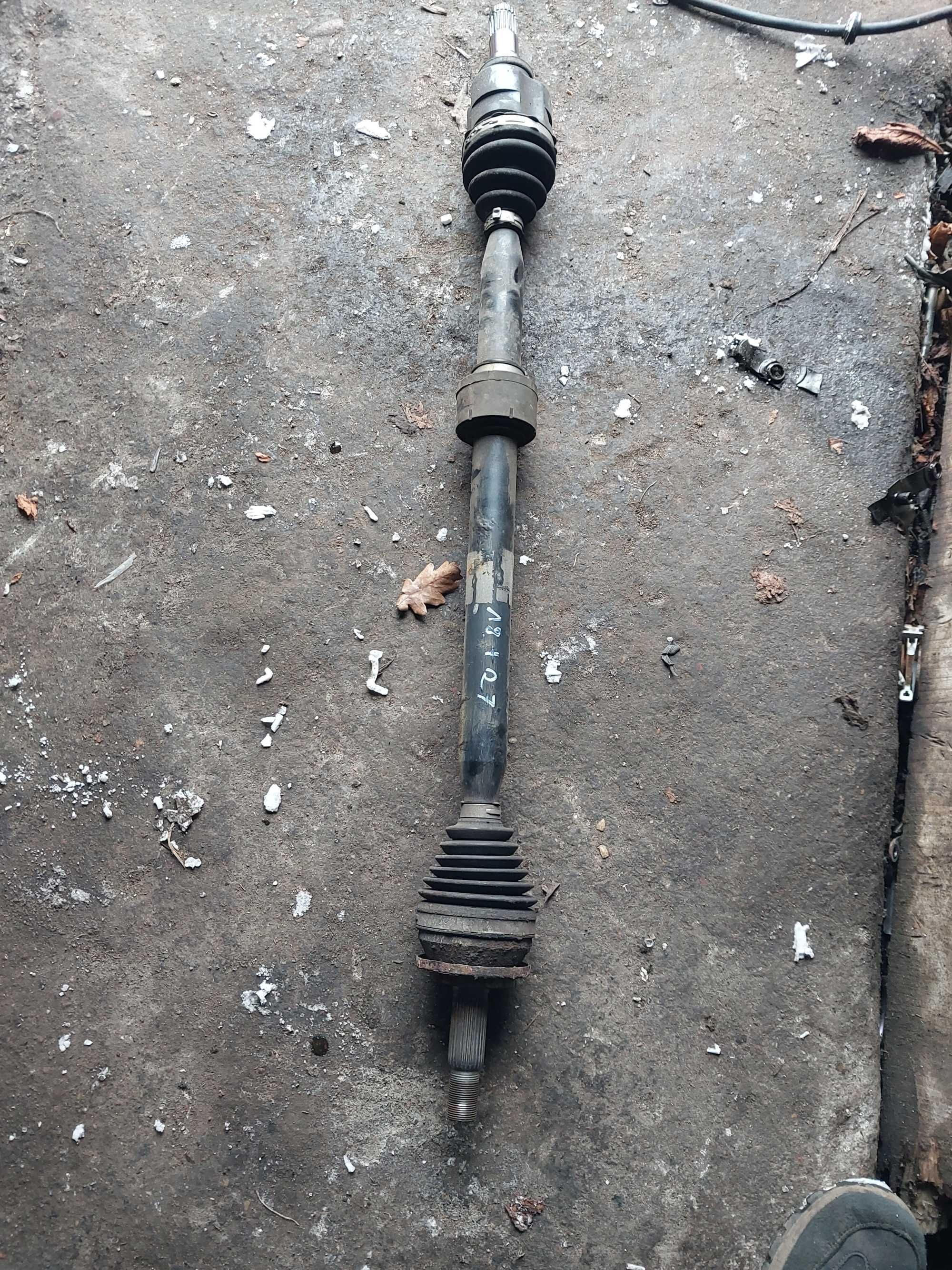 Toyota avensis t27 1,8 valvematic polos prawa dluga przegub os