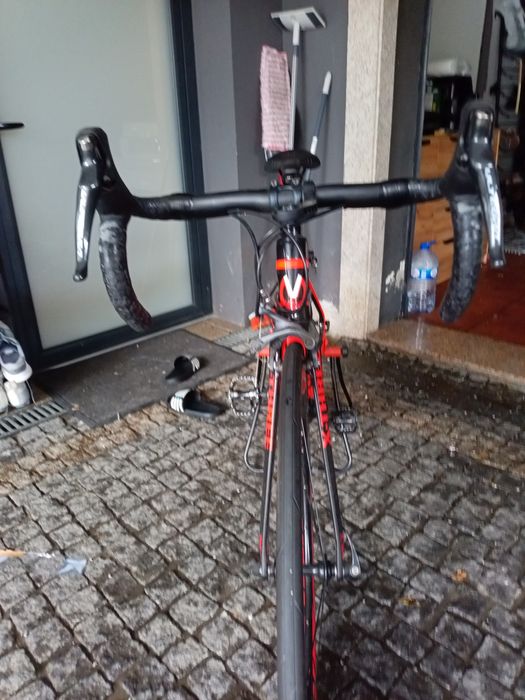 Bicicleta toda em carbono shimano Ultegra R8000