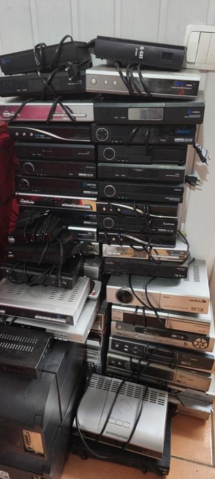 Т-2 та супутникові тюнери швидкий ремонт та прошивка.