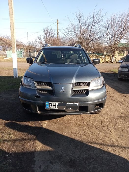 Продаётся Mitsubishi Outlander