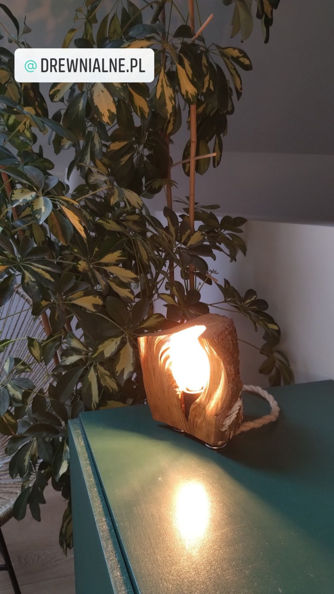 Lampa stylowa z naturalnego drewna brzozy