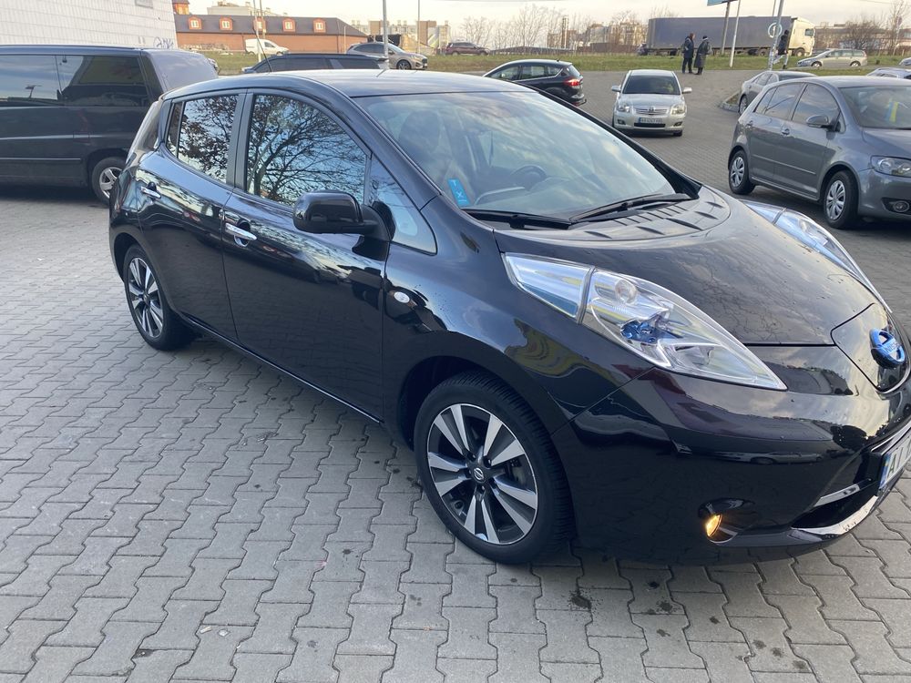 Nissan Leaf 2016