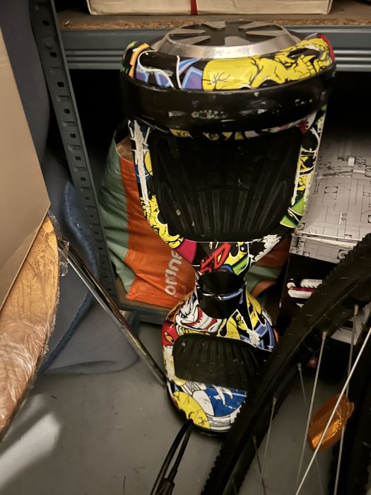 Hoverboard usado e guardado