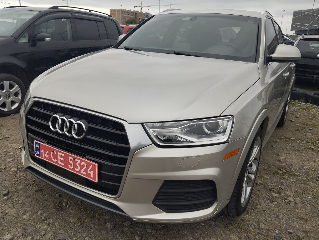 Продам Audi Q3,2016 р., Premium Plus,абсолютно ціла! Рідна фарба!