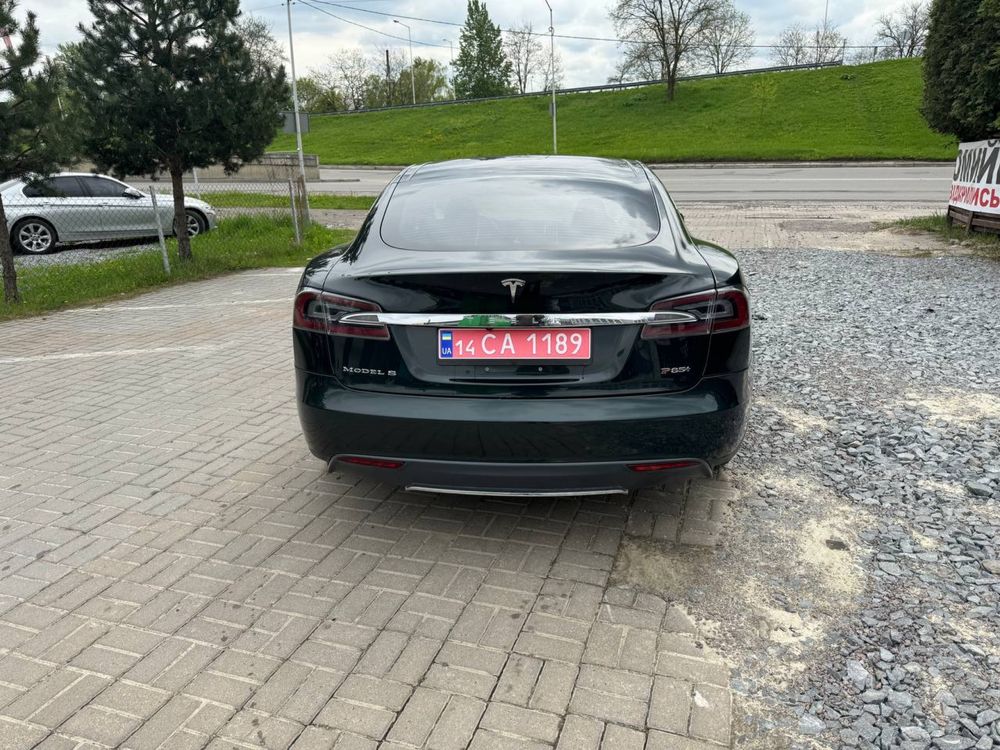 tesla S p85 тесла