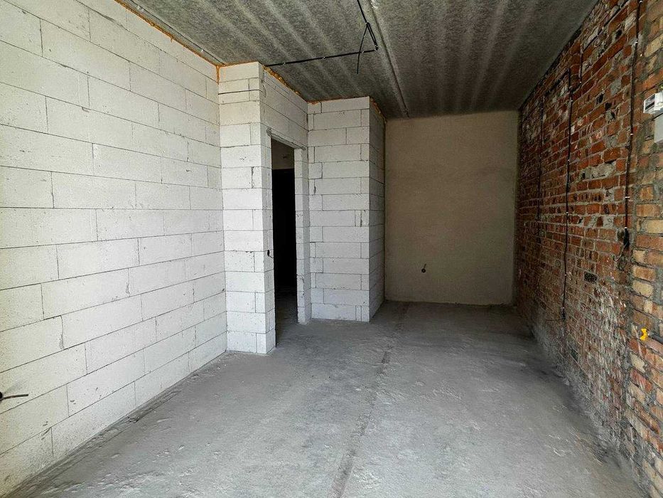 Продаж класної 2-кім квартири на Виставці! Без комісії