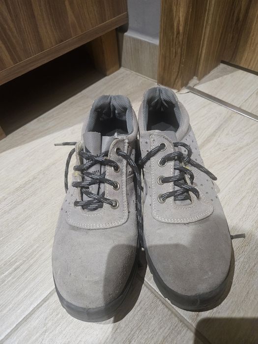 Buty robocze damskie