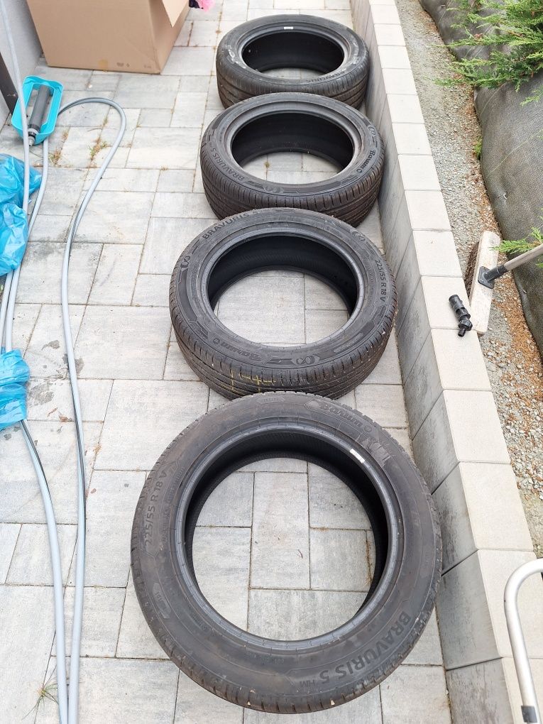 Opony letnie Barum Bravuris 5 HM 225/55 R18 V