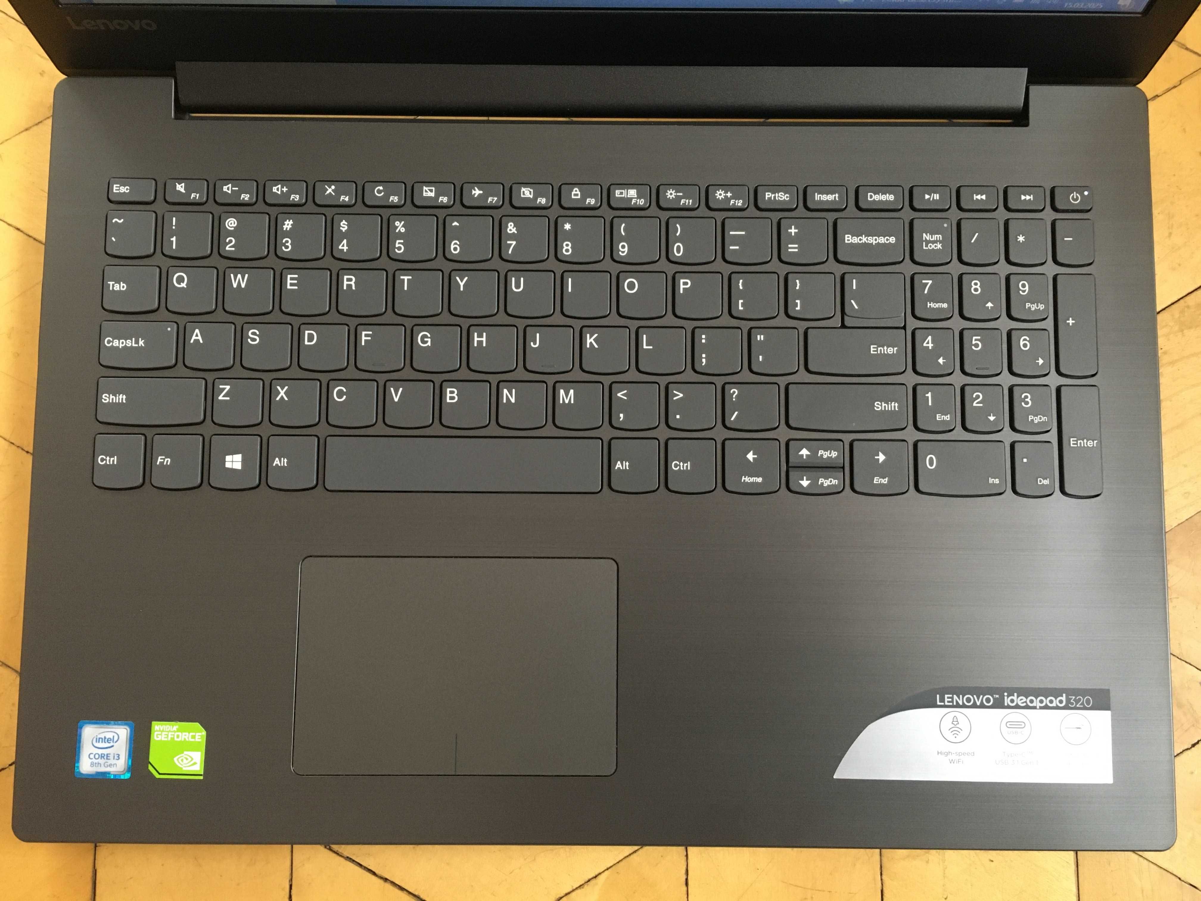 Laptop Lenovo Intel i3-8th.DDR4-12Gb SSD+HDD GeForce Jak Nowy!!