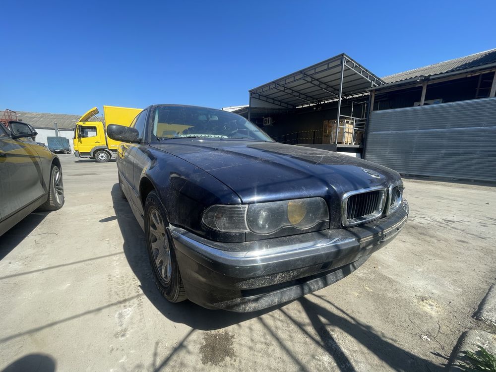 E38 740 разбор  разборка BMW