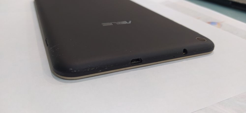 ASUS MEMO PAD 8 K011 чорний