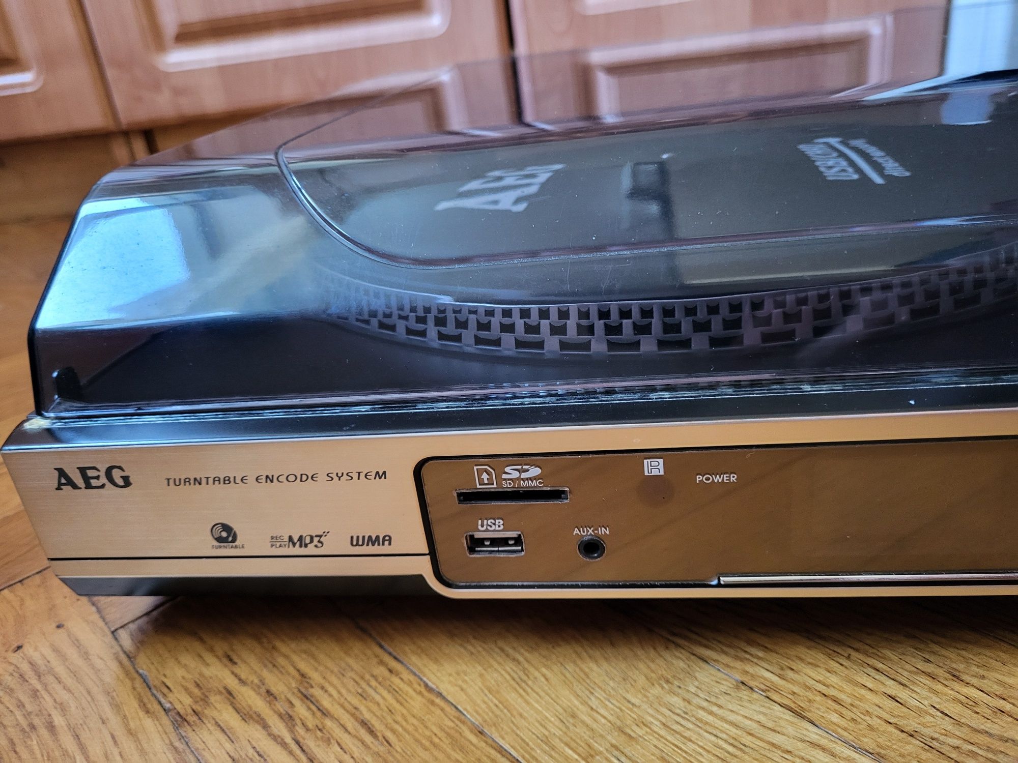 Програвач платівок AEG MC 4420 USB MP3 картрідер